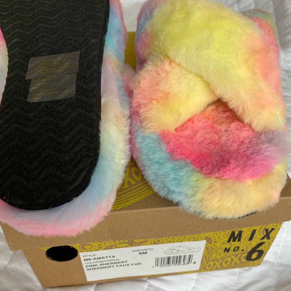 Brand new MIX No. 6 Amatta rainbow sandals/slippers in faux fur.